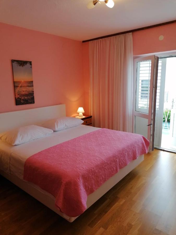 Guest House Lucija Makarska Ngoại thất bức ảnh