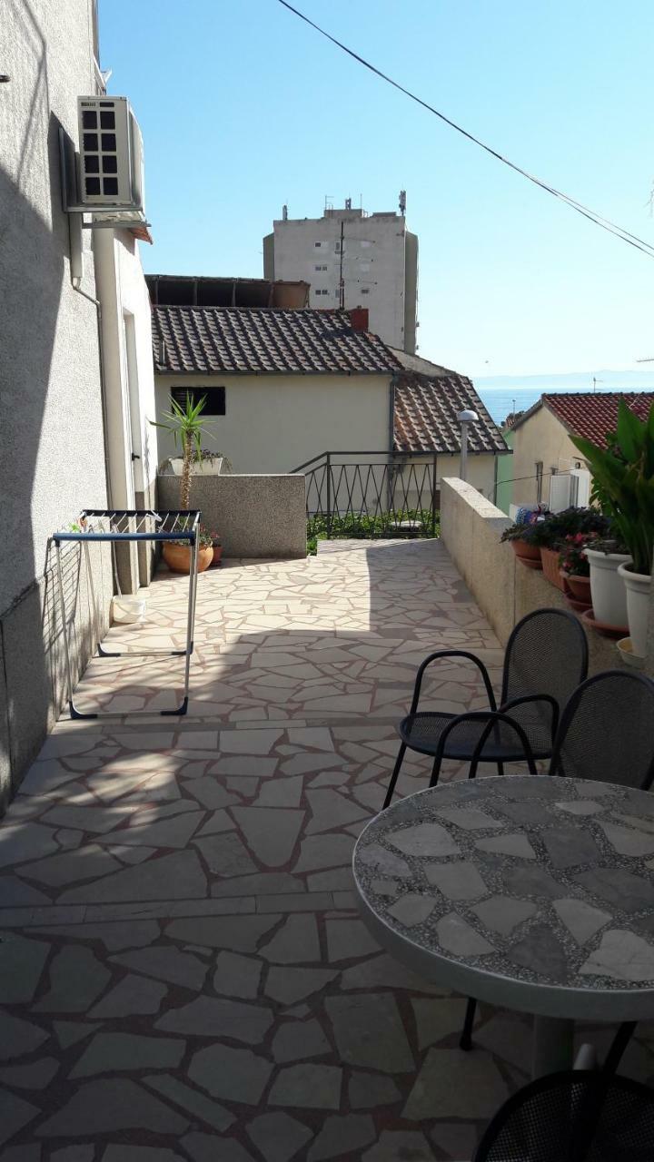 Guest House Lucija Makarska Ngoại thất bức ảnh